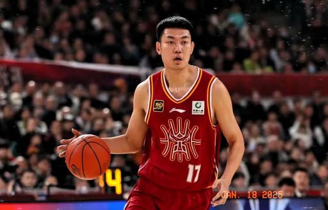 江苏队的青年球员崭露头角，助力球队取得胜利的简单介绍