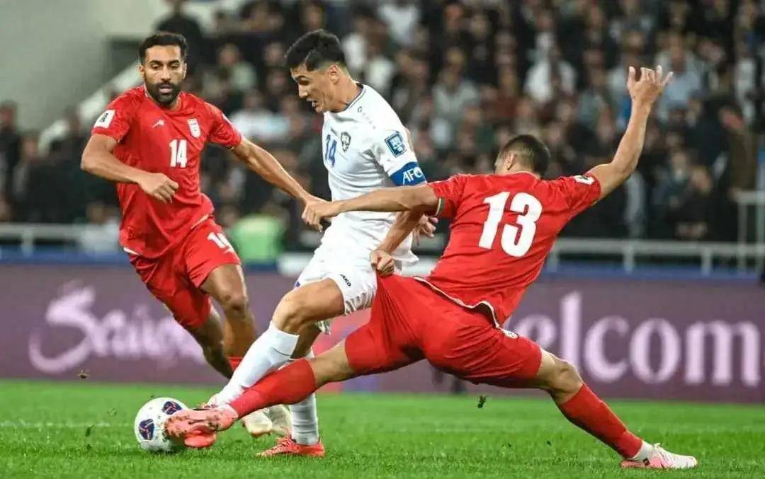 凯恩关键节点战术调整，中国队带队取胜！